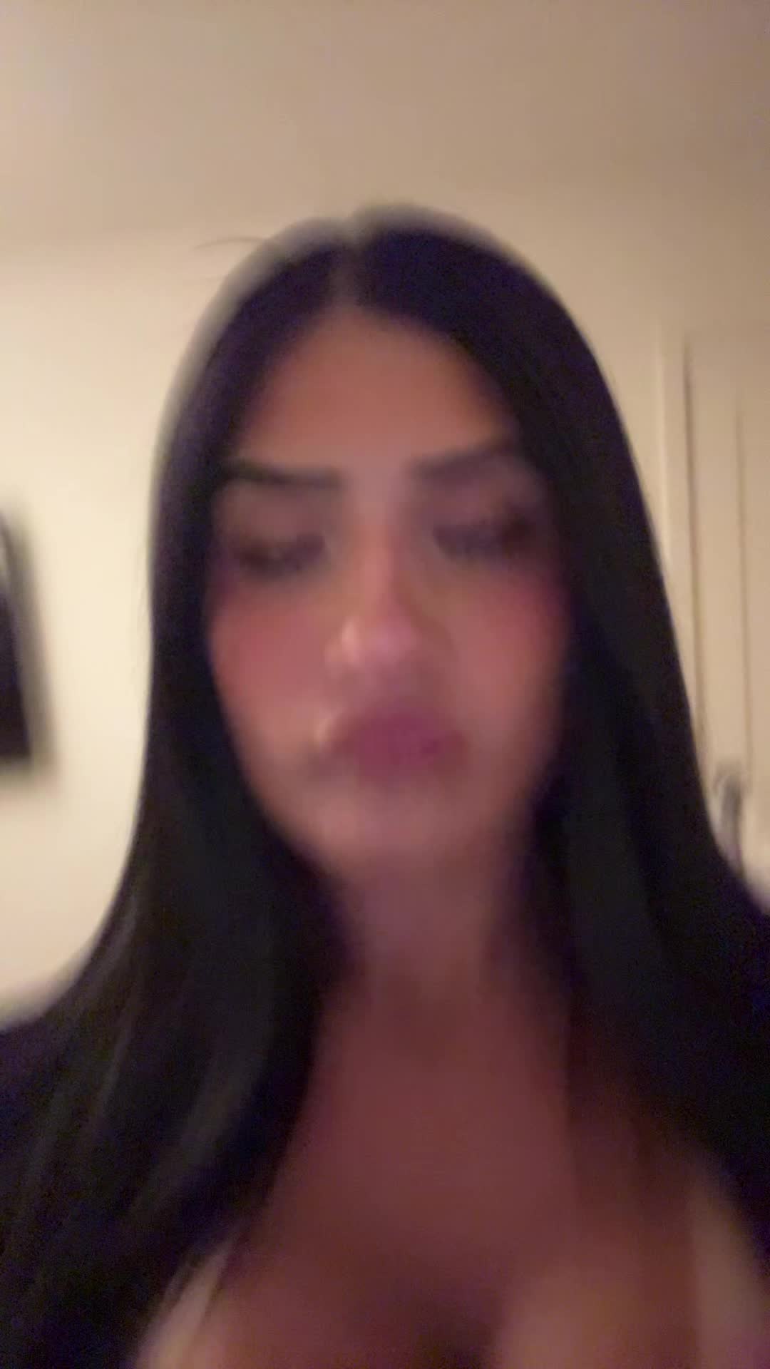 @🍍