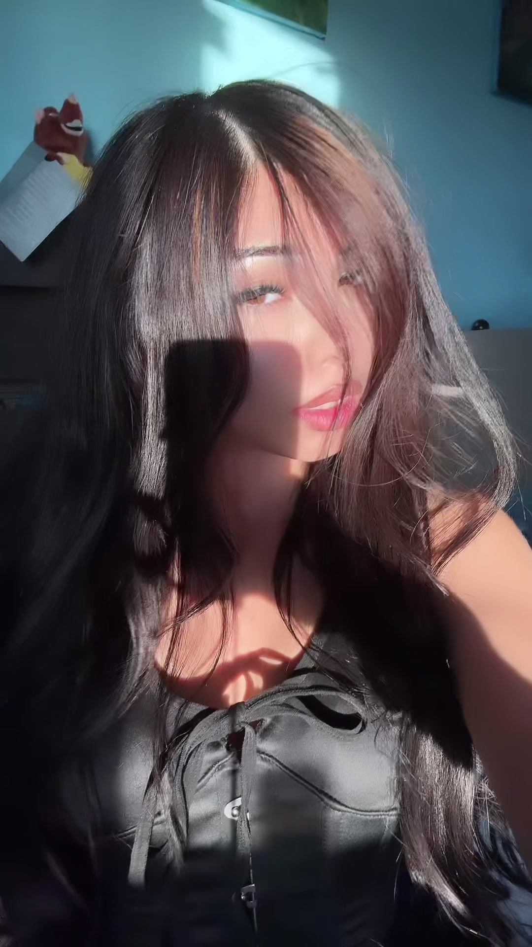 @️