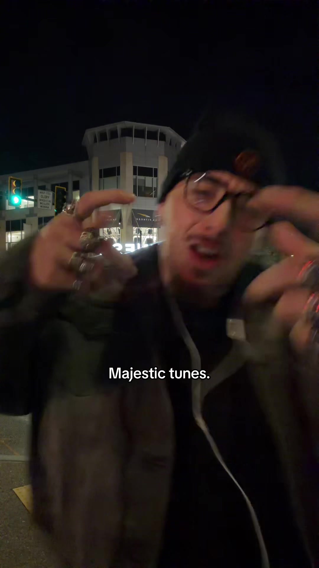 @Fezz