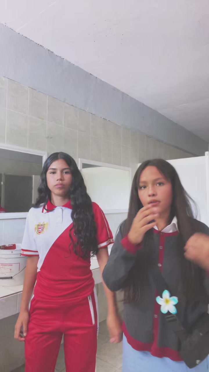 @Hatzi🐒