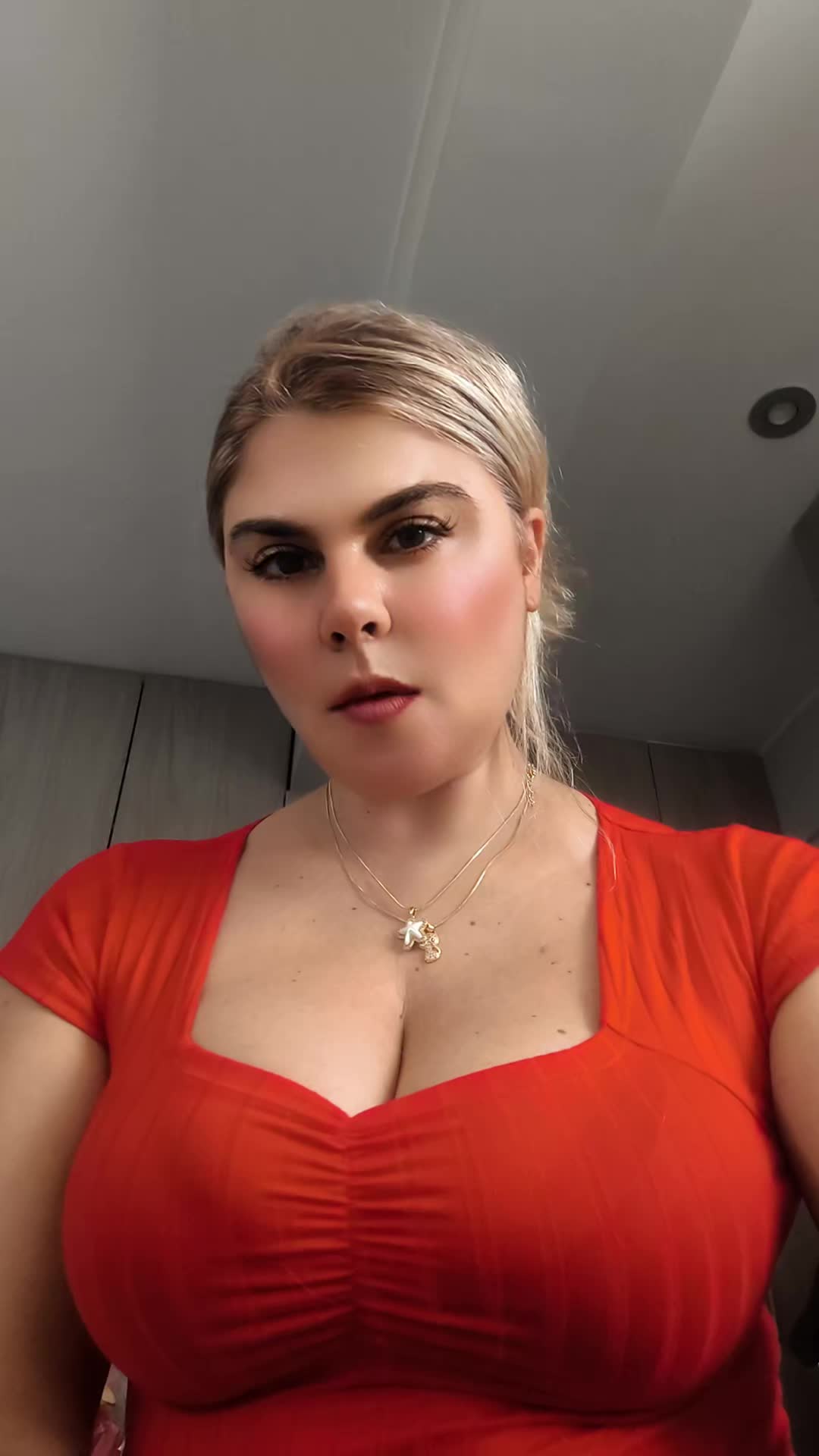 @Claudia Abusada