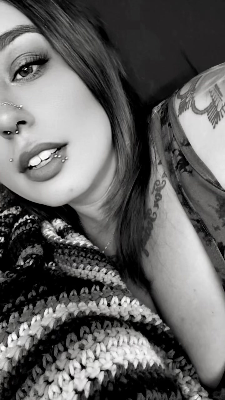 @kaluhmarie