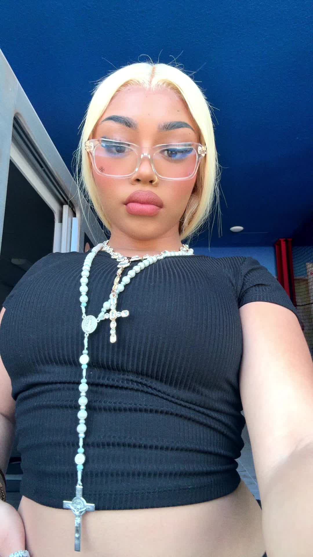 @hernameislei