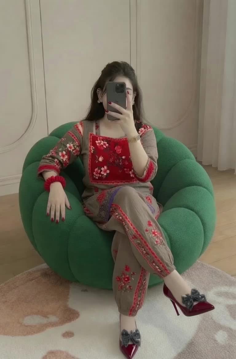 @Komal ♥️