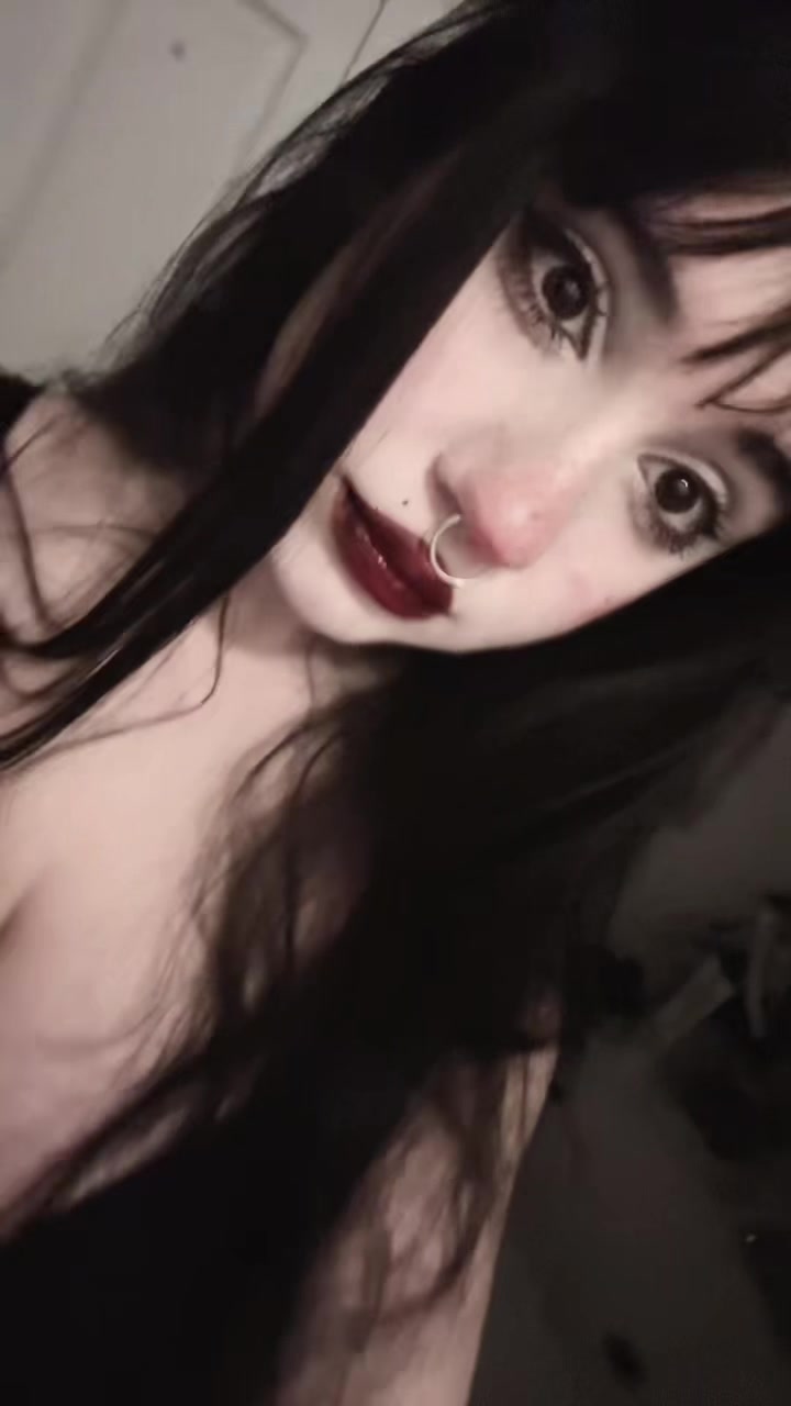 @isoobells 🦴