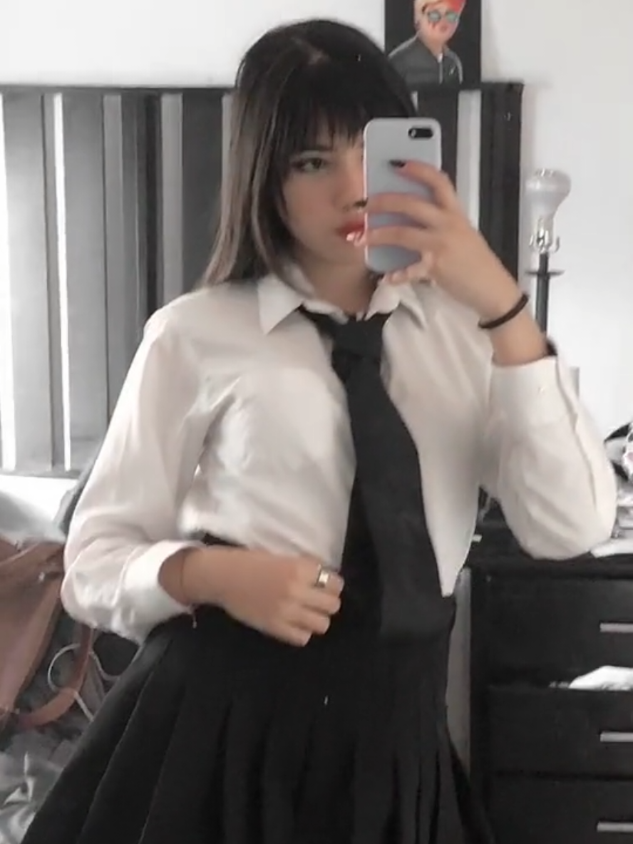 @𝐇𝐗𝐥𝐮𝐢𝐬𝐑𝐓4