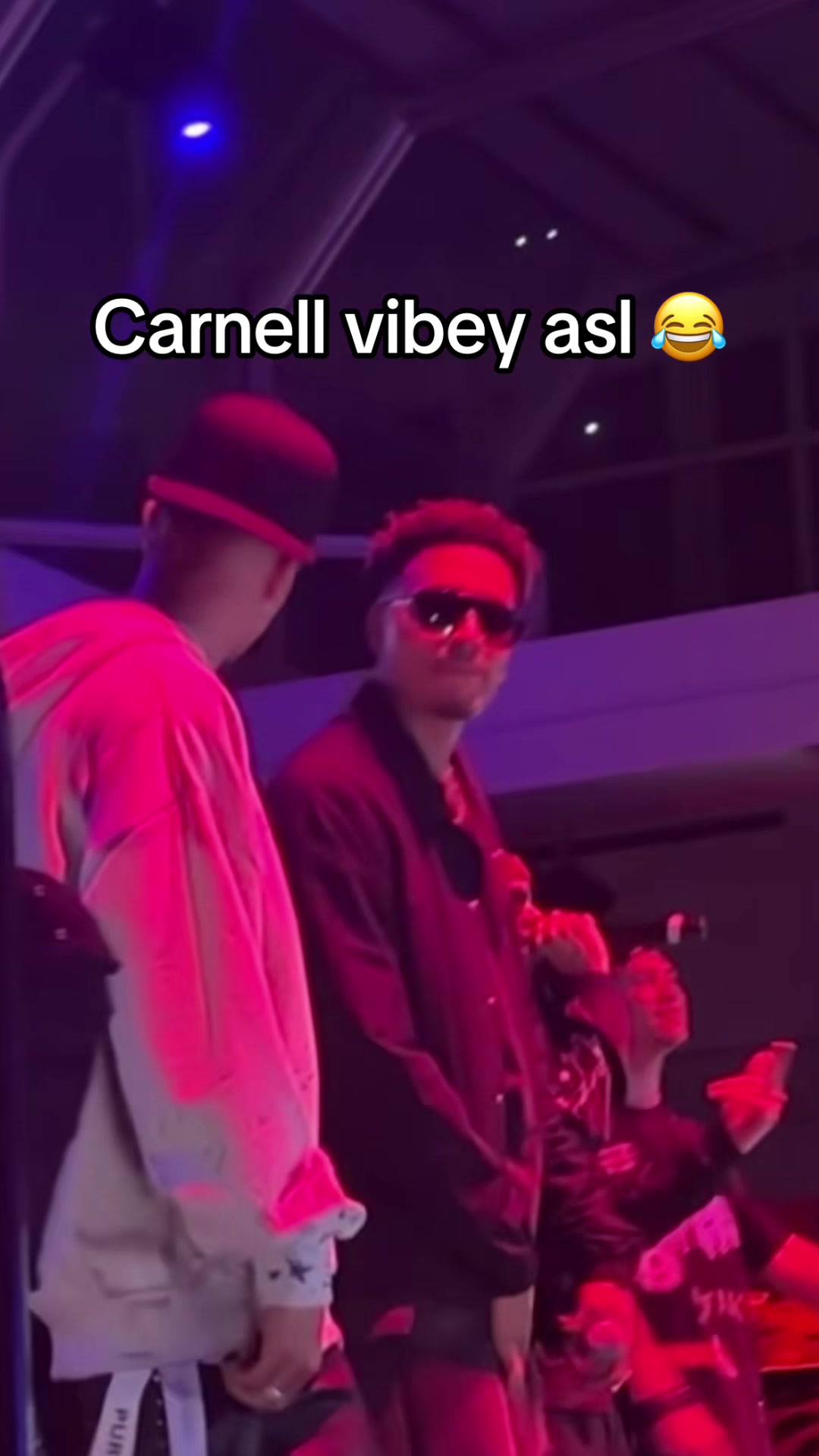 @V0NN3