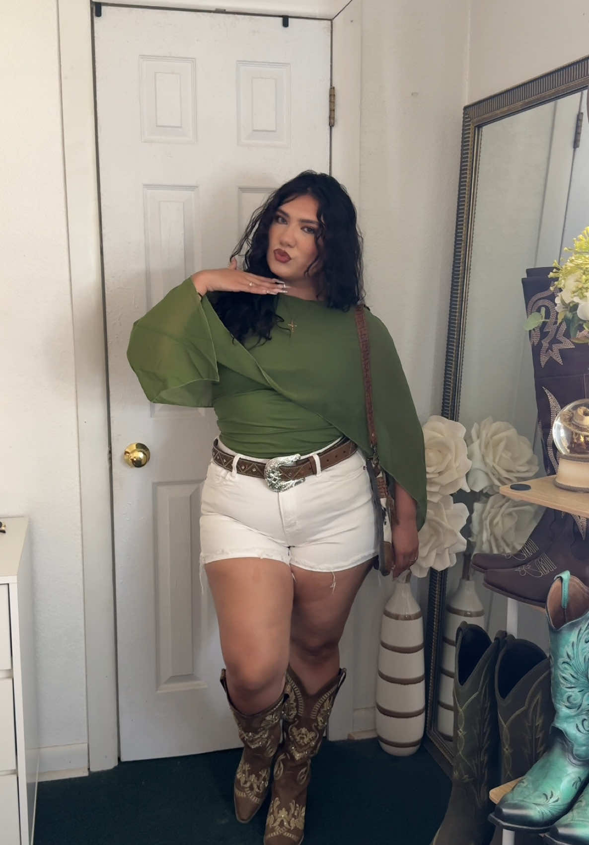 @Alondra Guaderrama
