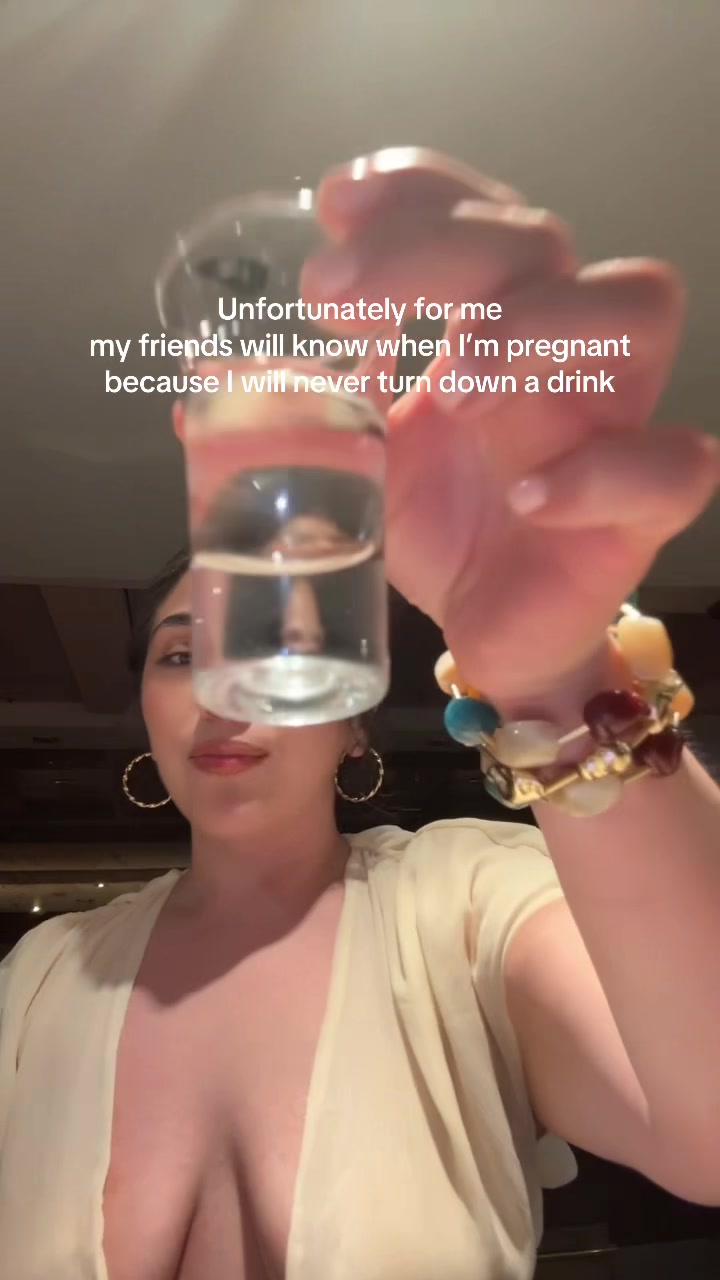 @NADIA🫶