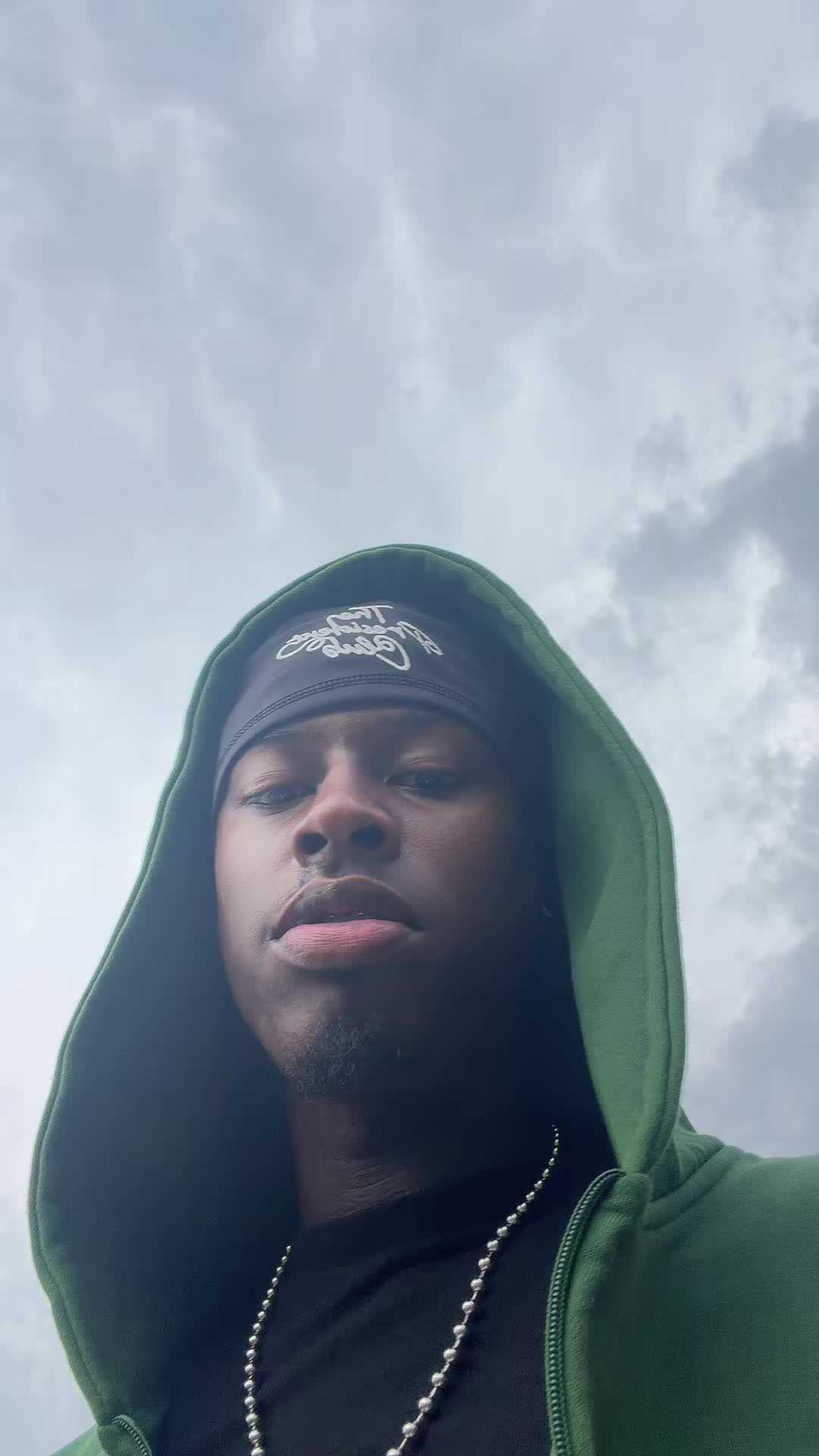 @KG 👨🏾&zwj;🦯⁉️
