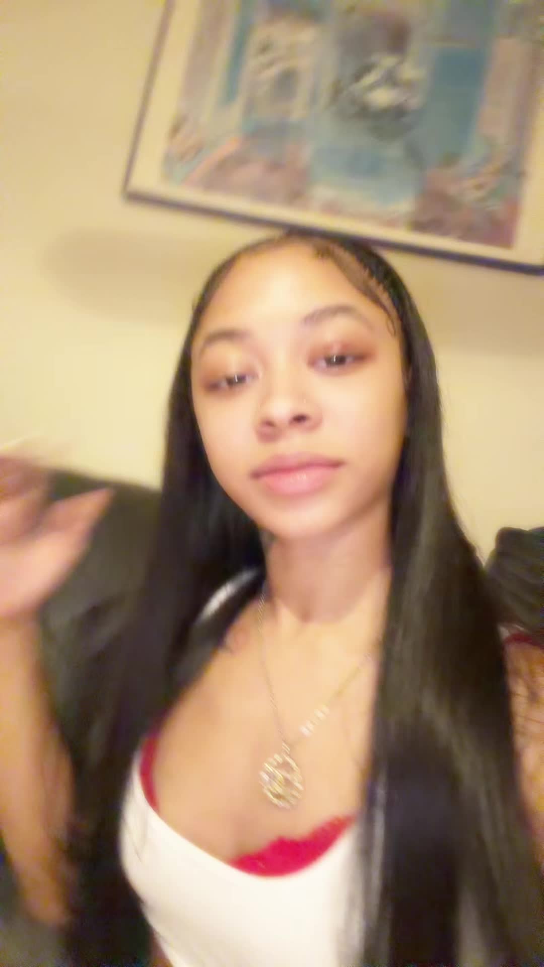@brattyfindomnii 👸🏽