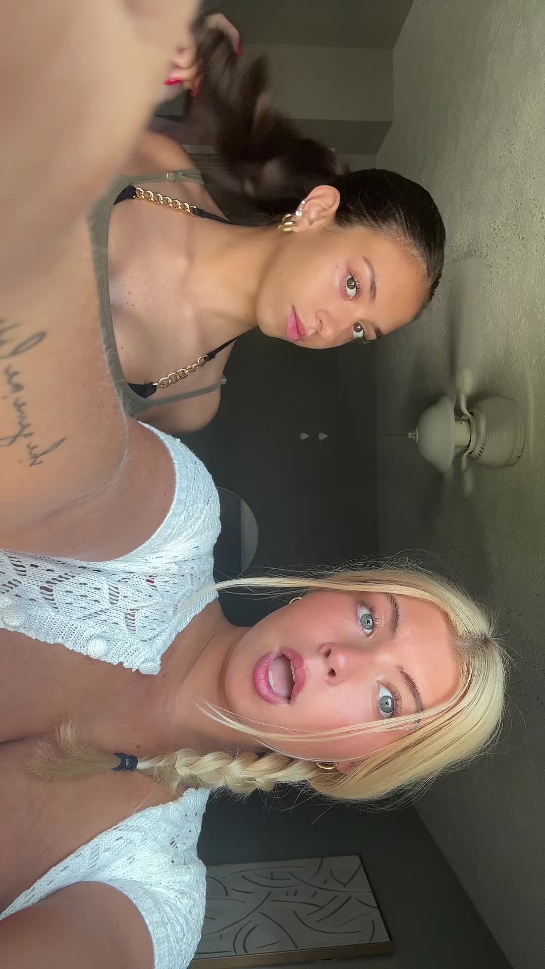 @aud
