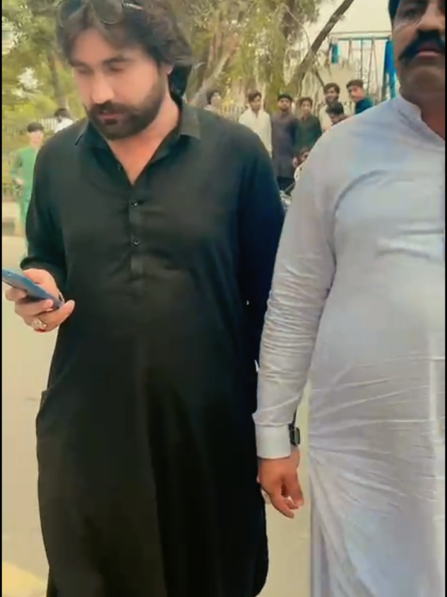 @Imranvicky333