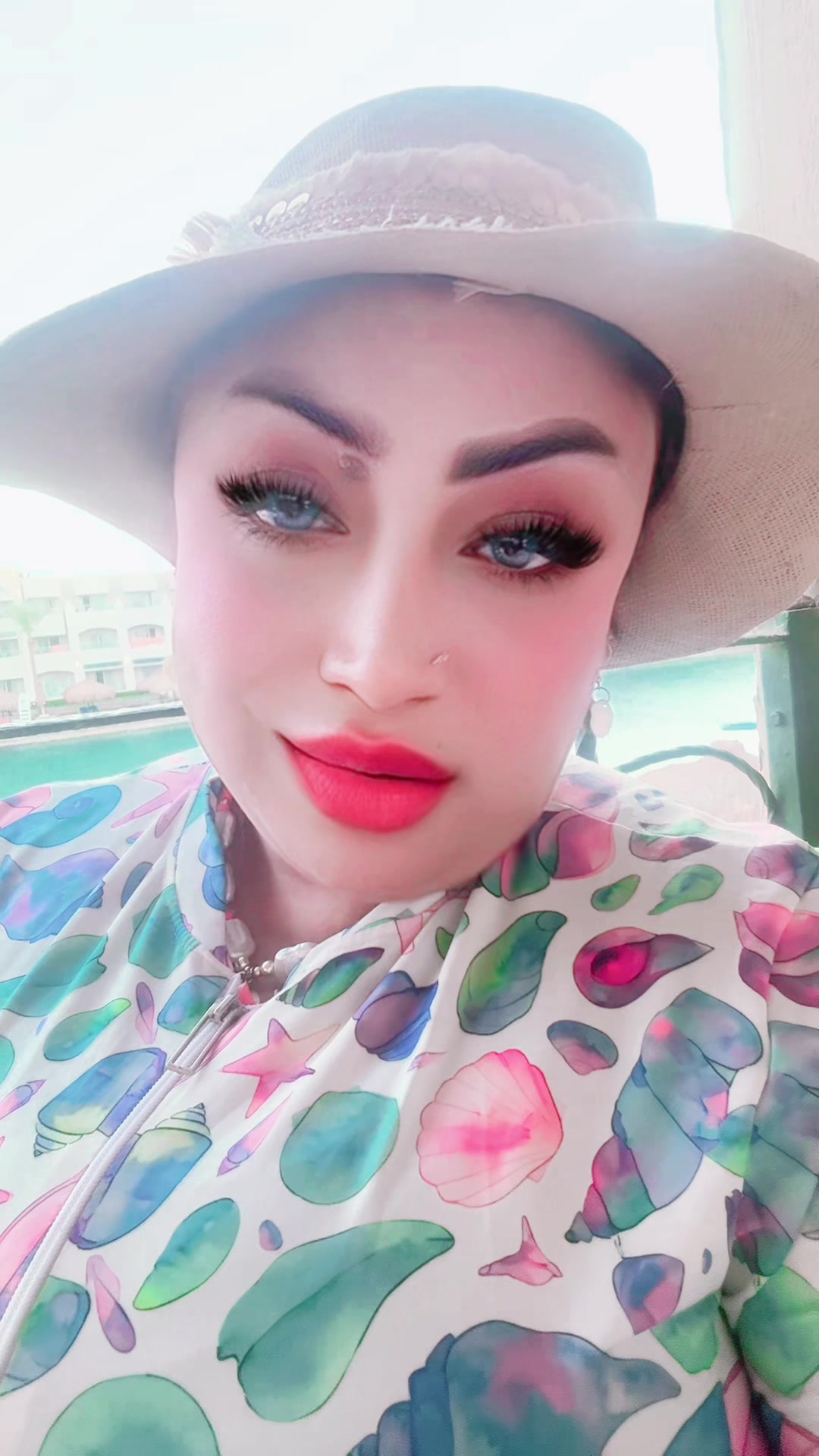 @Hemmat 🦉🫰🥰DIVA☺️🧡😘