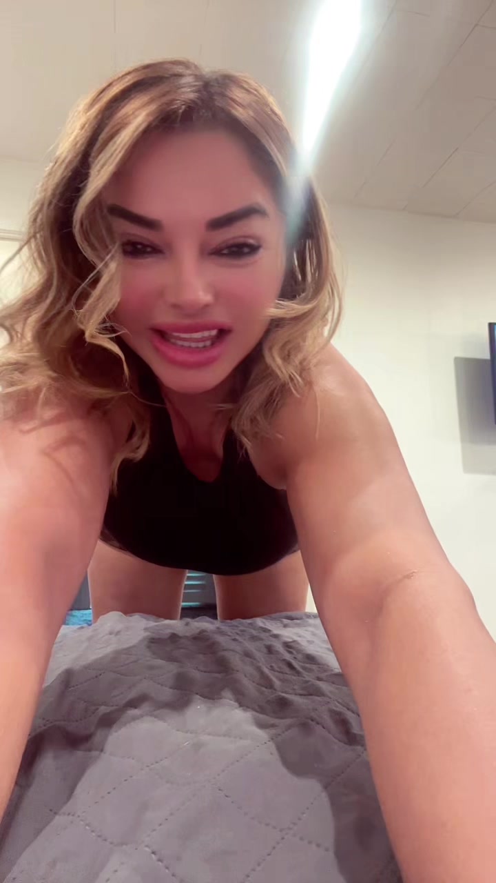 @Maria Estrada