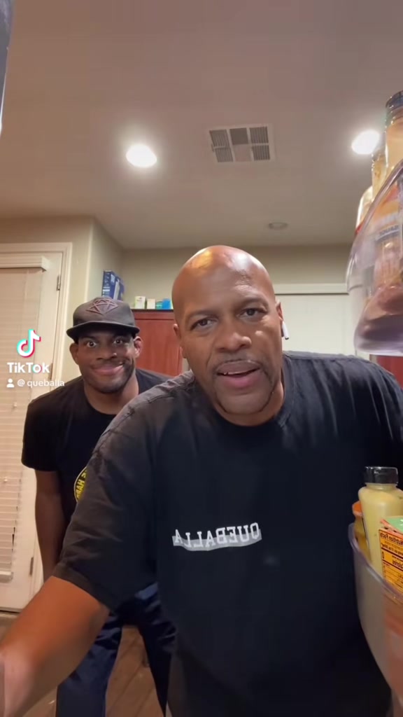 @Queballa