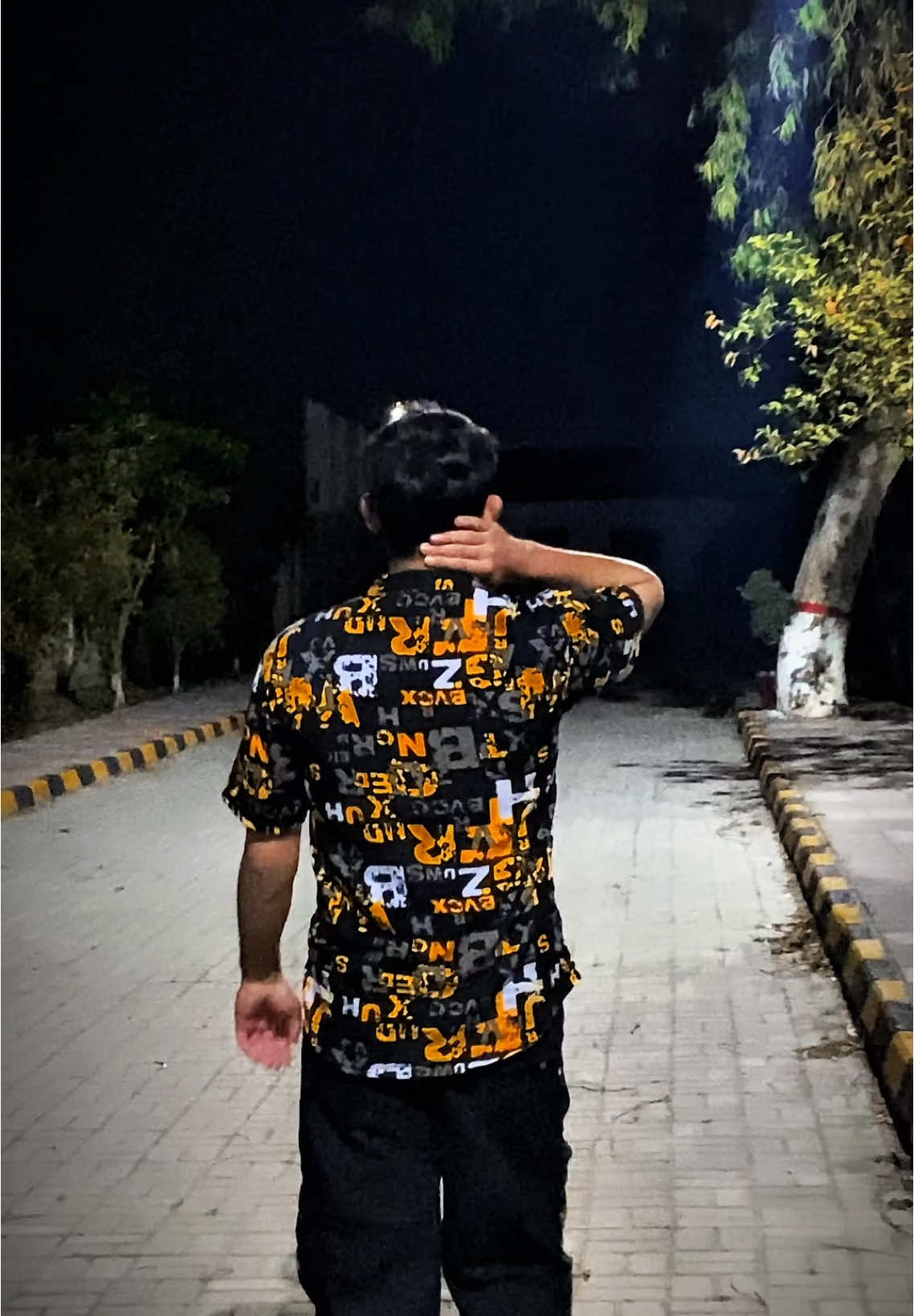 @SHAN KHAN.M4🤍