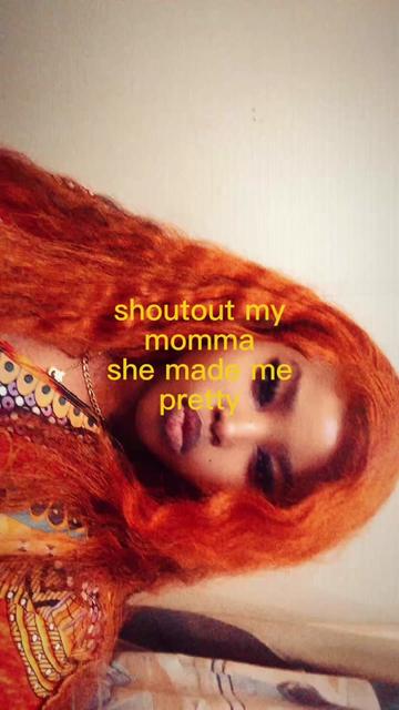@Messy_Moni💕