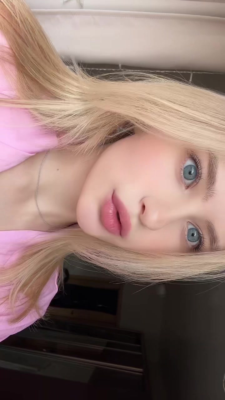 @Виктория