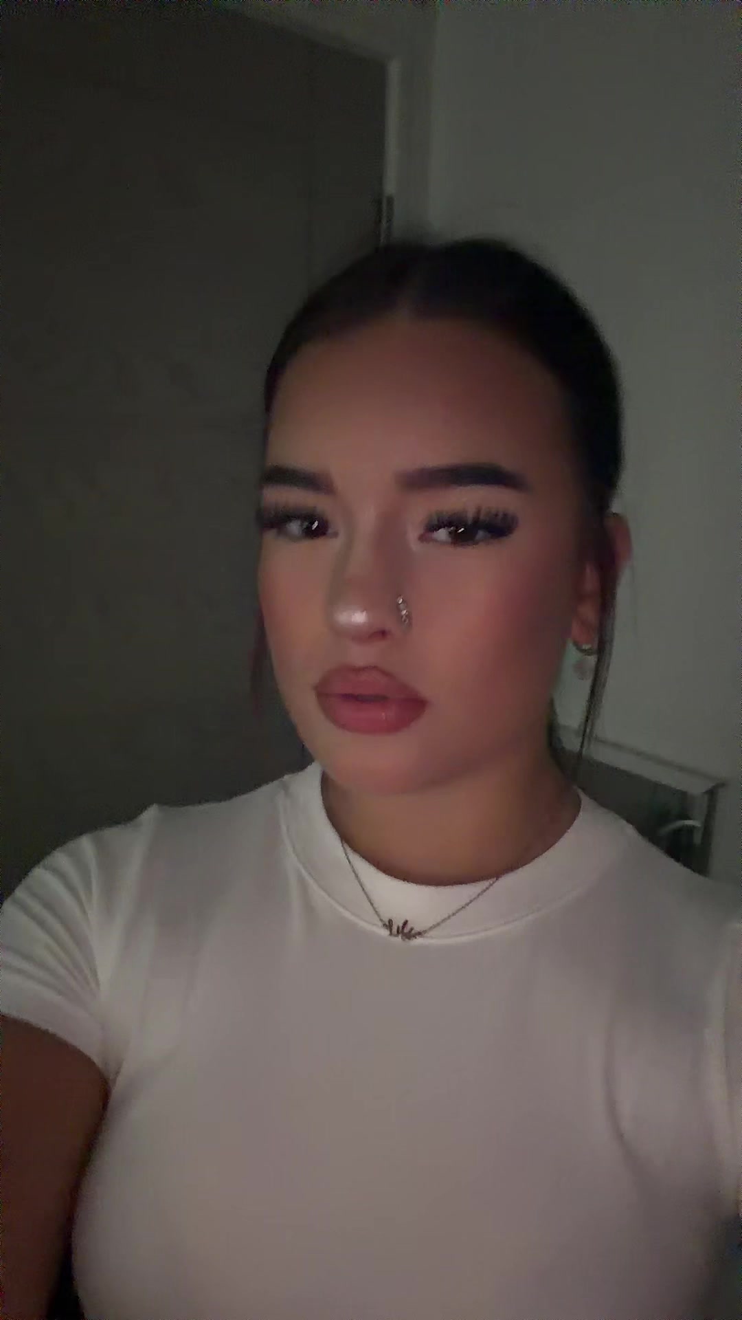@ℒ𝒾𝓁𝓎-𝓂𝒶𝒾 ♡