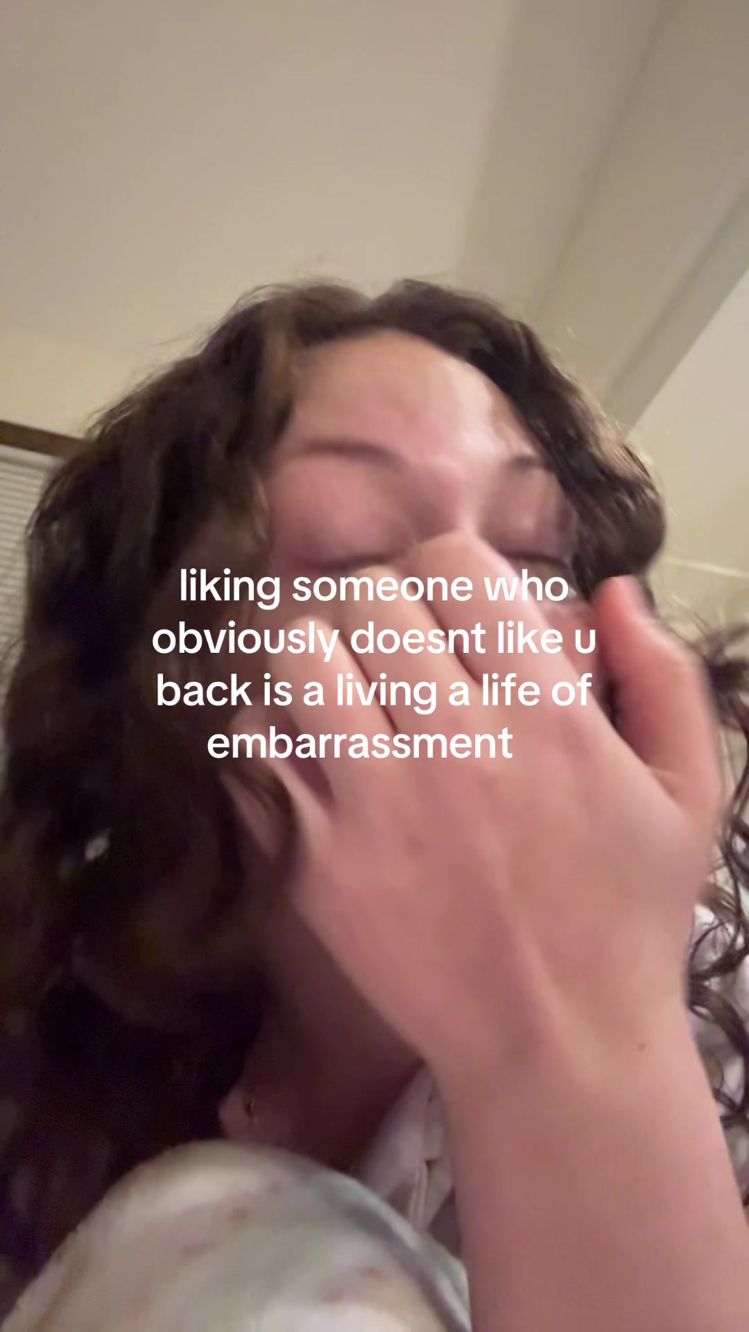 @𑣲 t