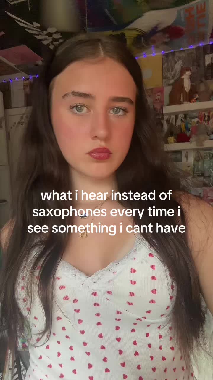 @hallie️💜