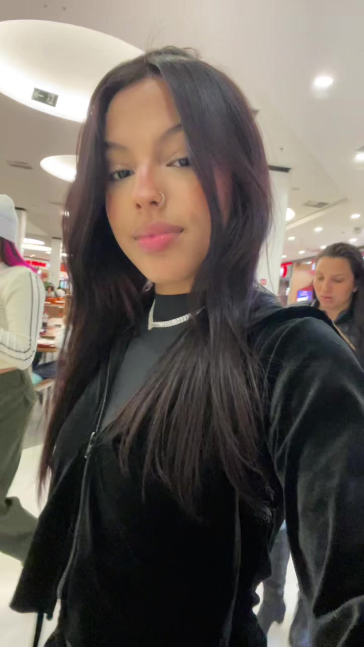 @Lara