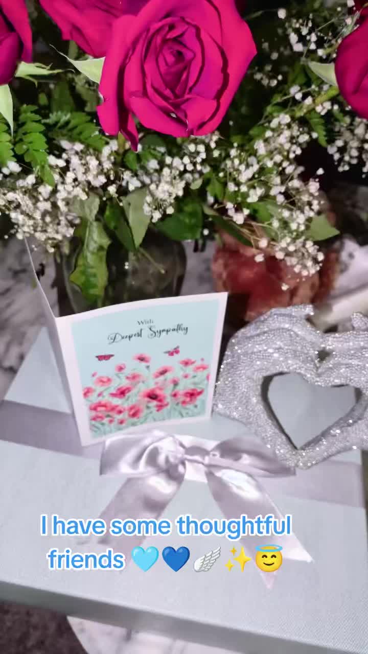 @Tiara Crystal