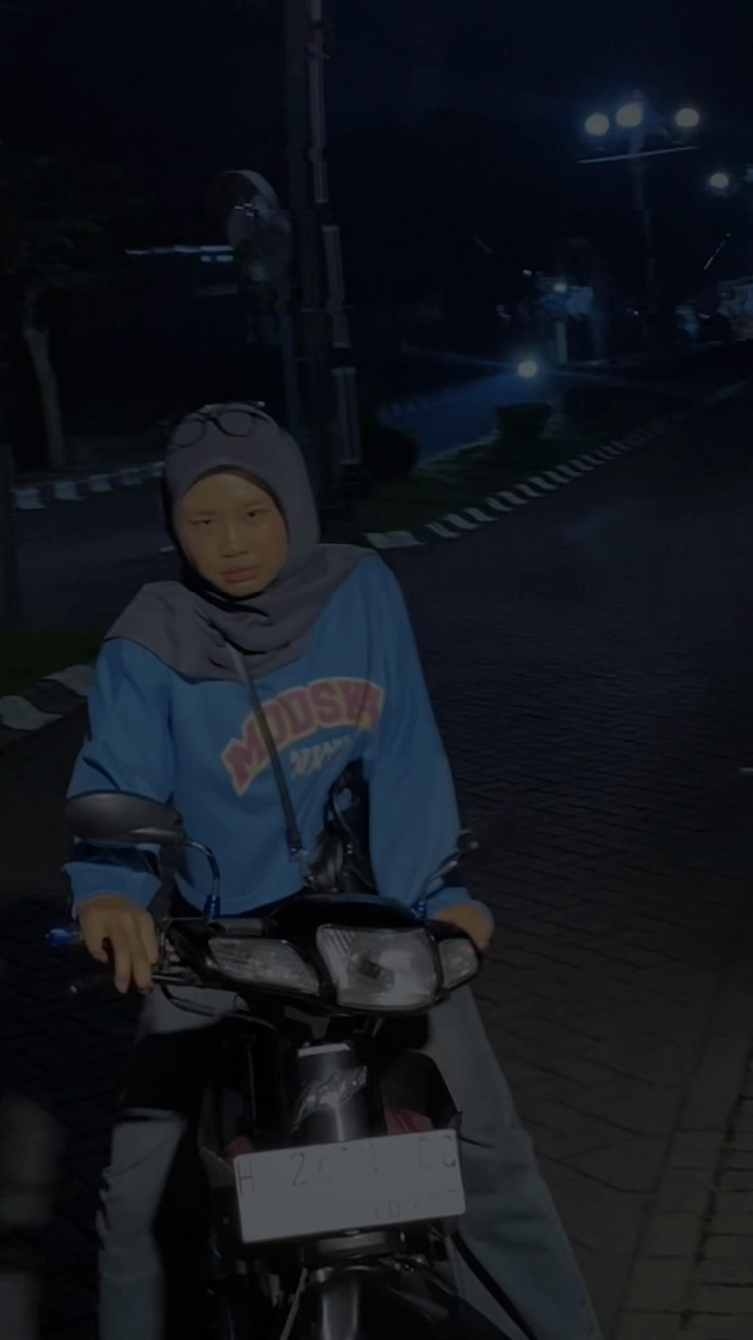 @zizaah