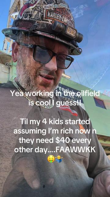 @TommyFromTikTok🤓🏍️