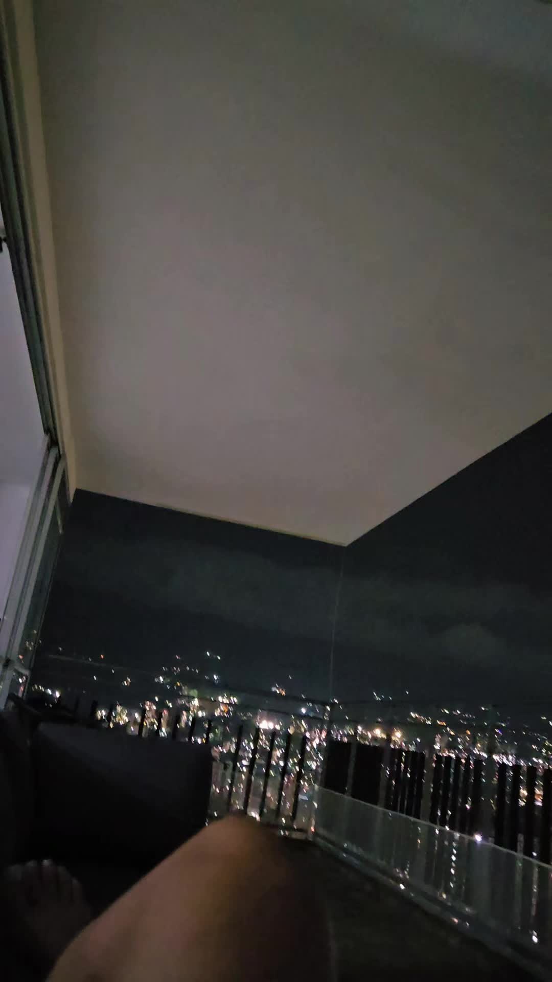 @Luna