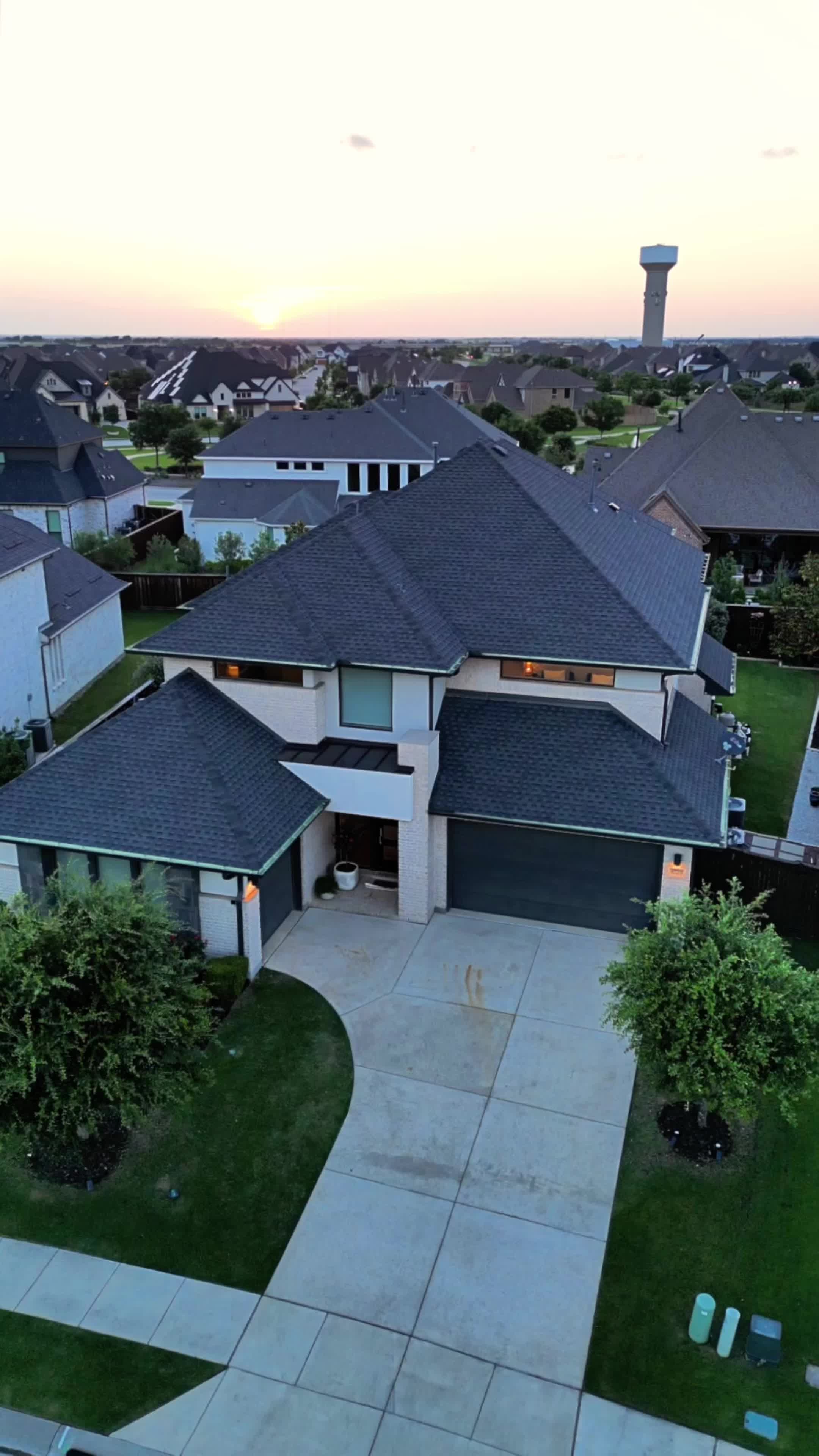 @Amanda | Dallas Realtor&reg;️