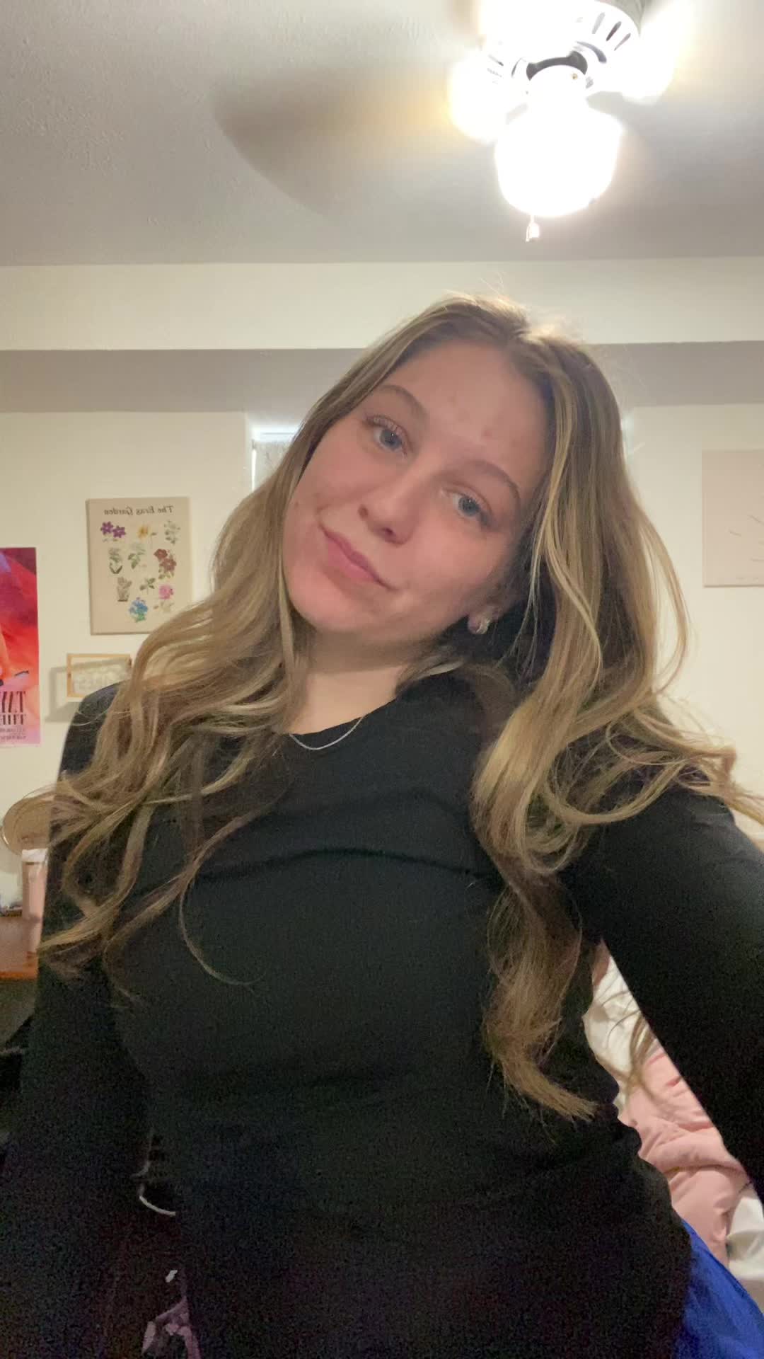 @pipey🌸💐