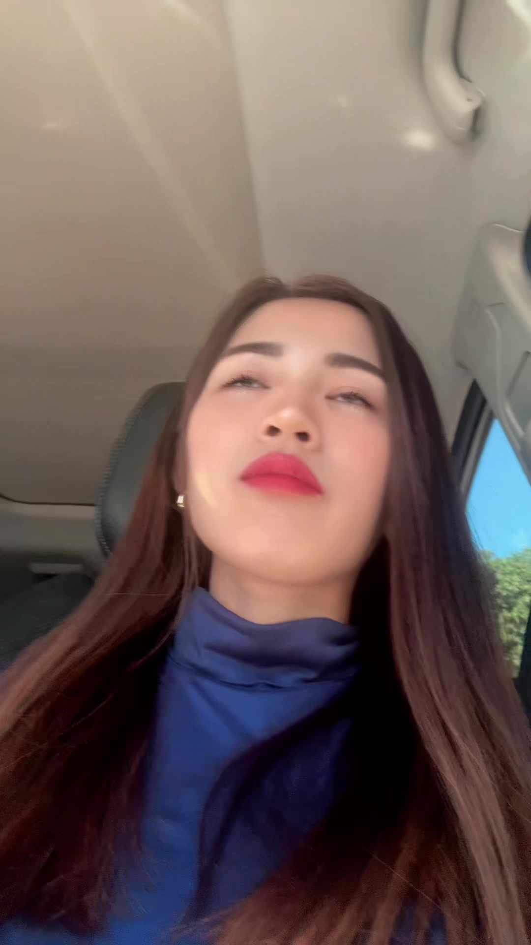 @Momai