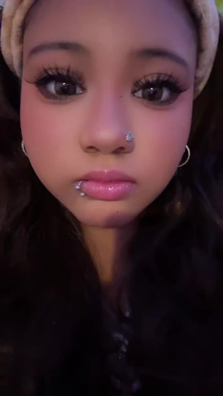 @kiana‼︎ `⎚⩊⎚´ -✧