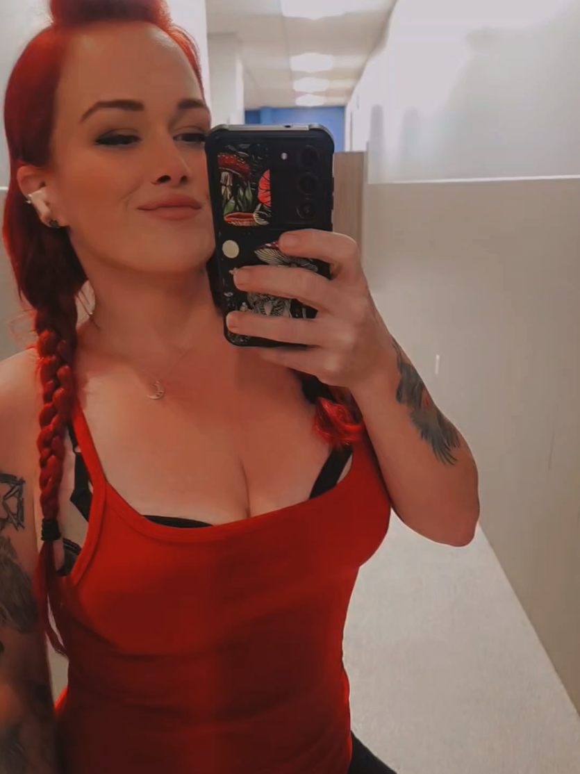 @DanniLou