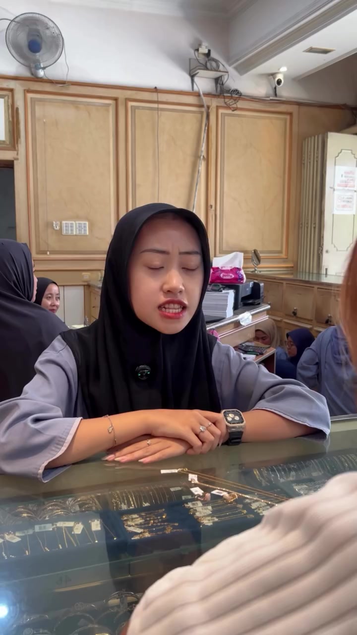 @Toko Emas Pelangi