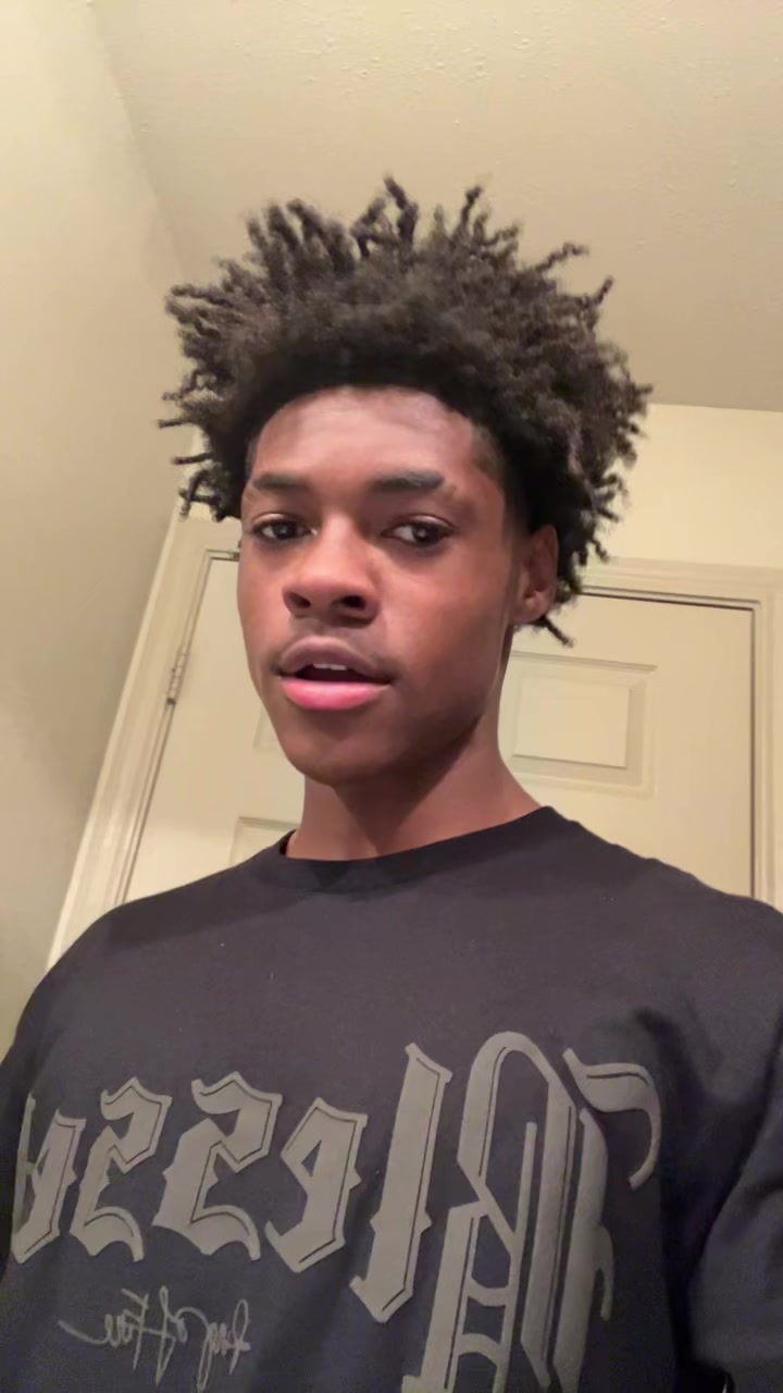 @⃟