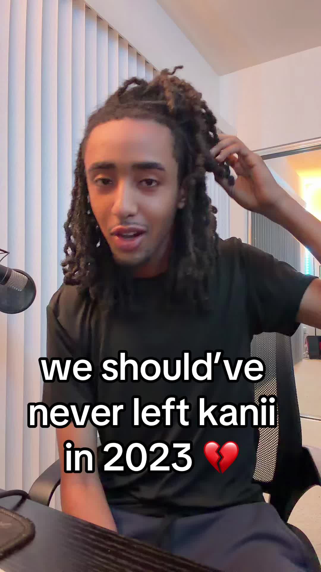 @Ł