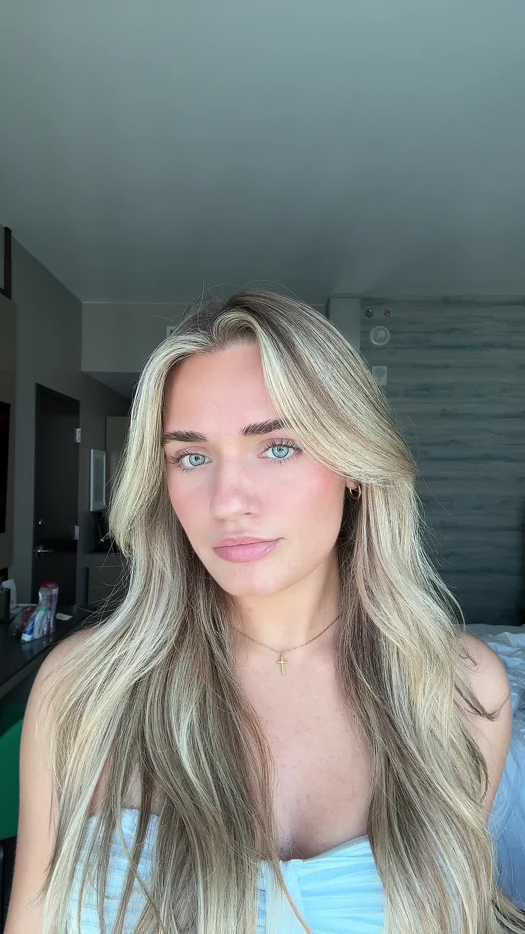 @leahh