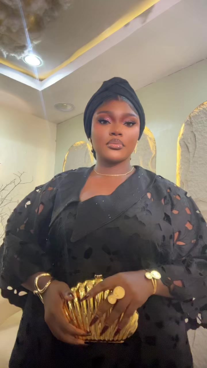 @AMINAT ✨️🤍