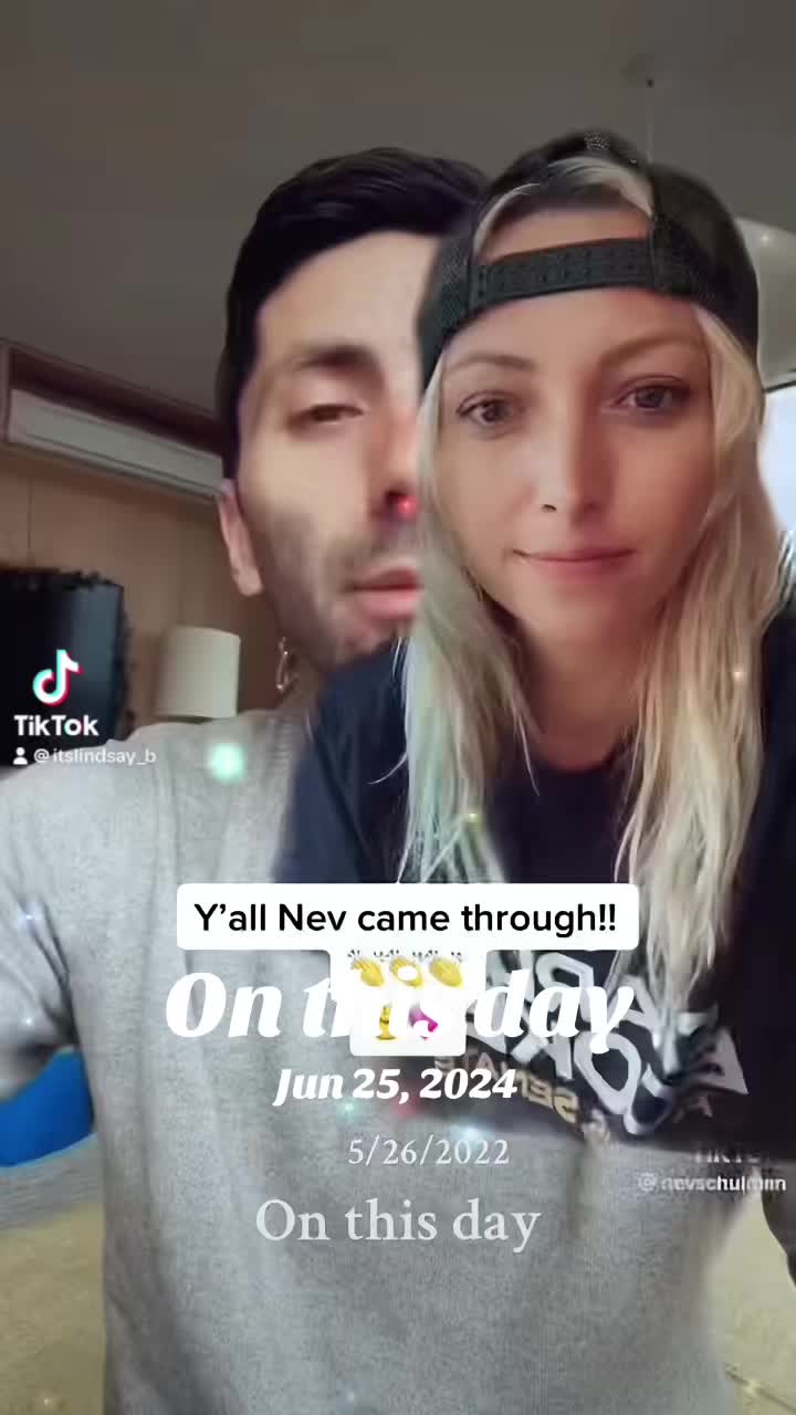 @lindsaystȳles
