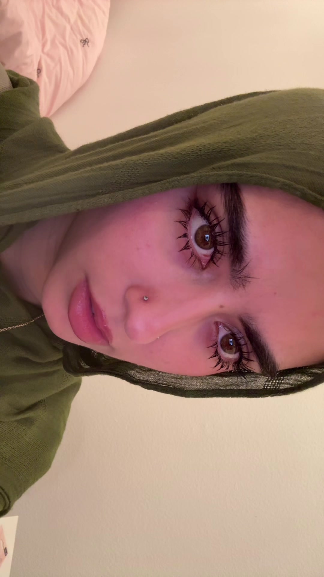 @thisismoon
