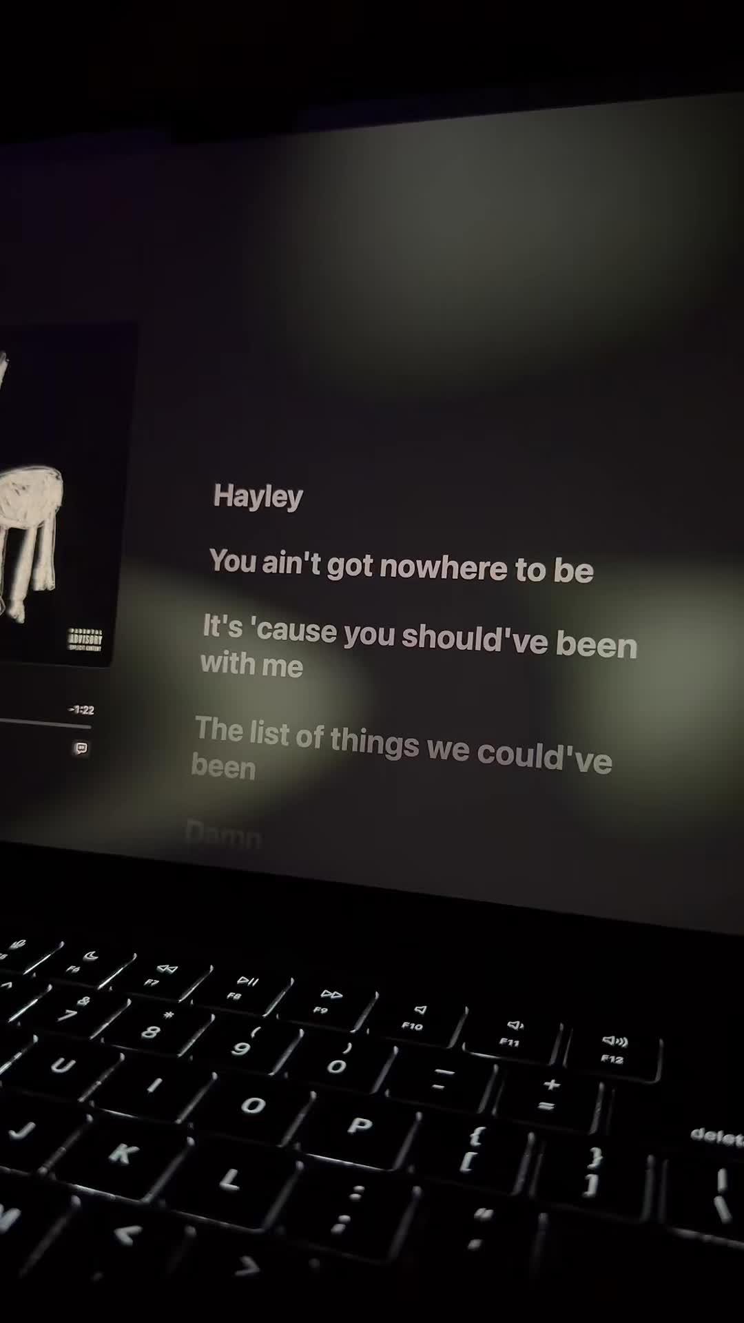 @🎧