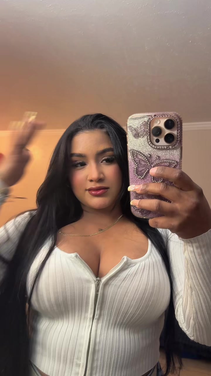 @María 🌙🌈