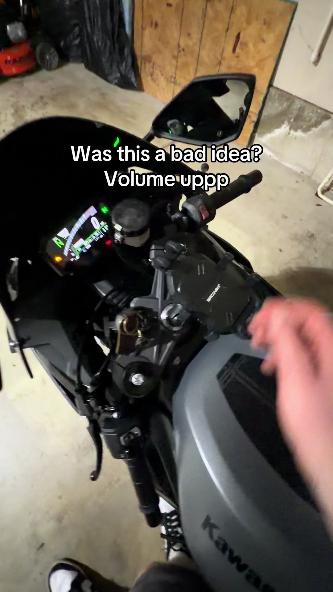 @MOTO_ZX6r