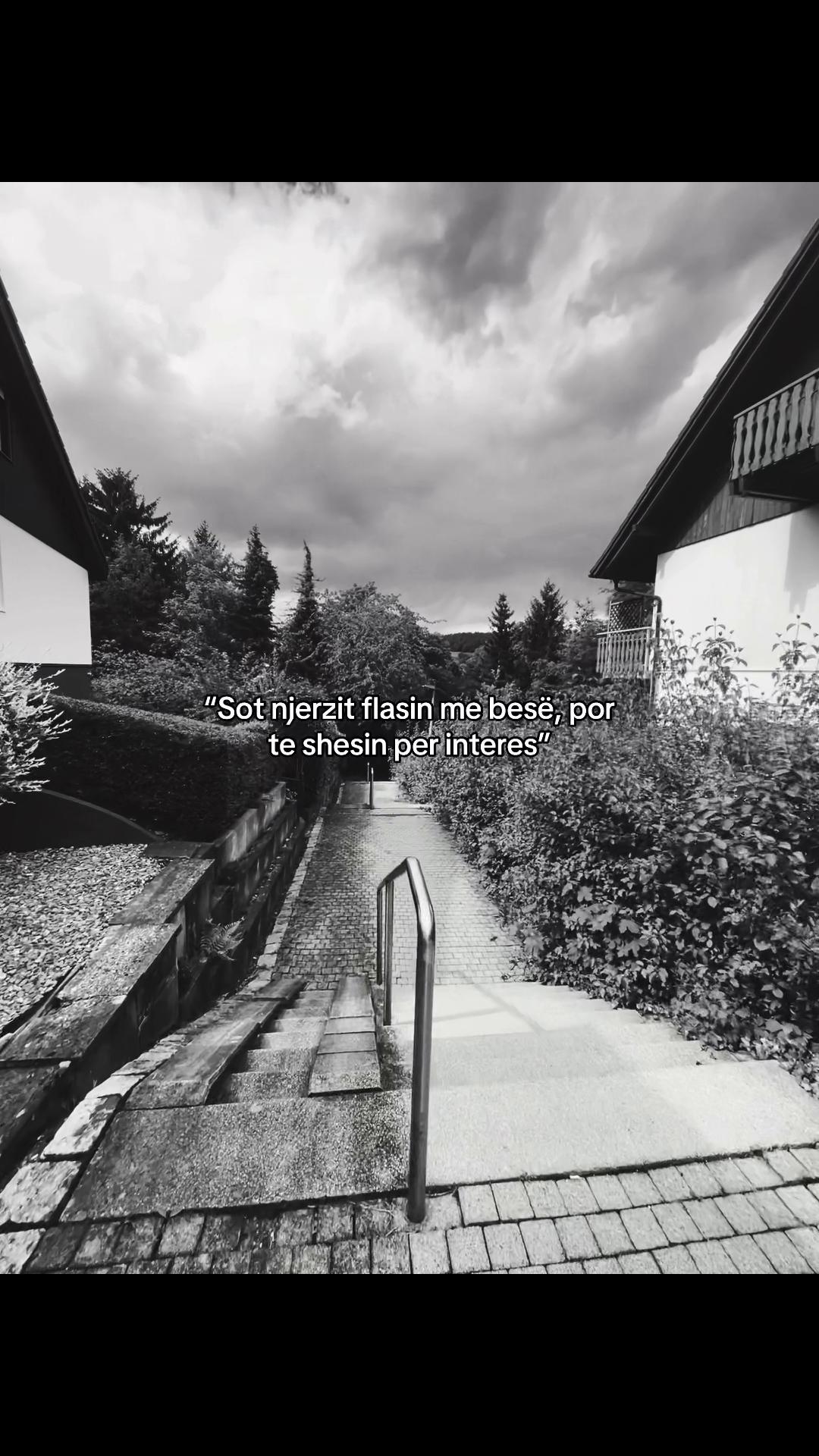 @𝐂𝐚𝐥𝐥 𝐌𝐞 𝐓𝐨𝐧𝐢