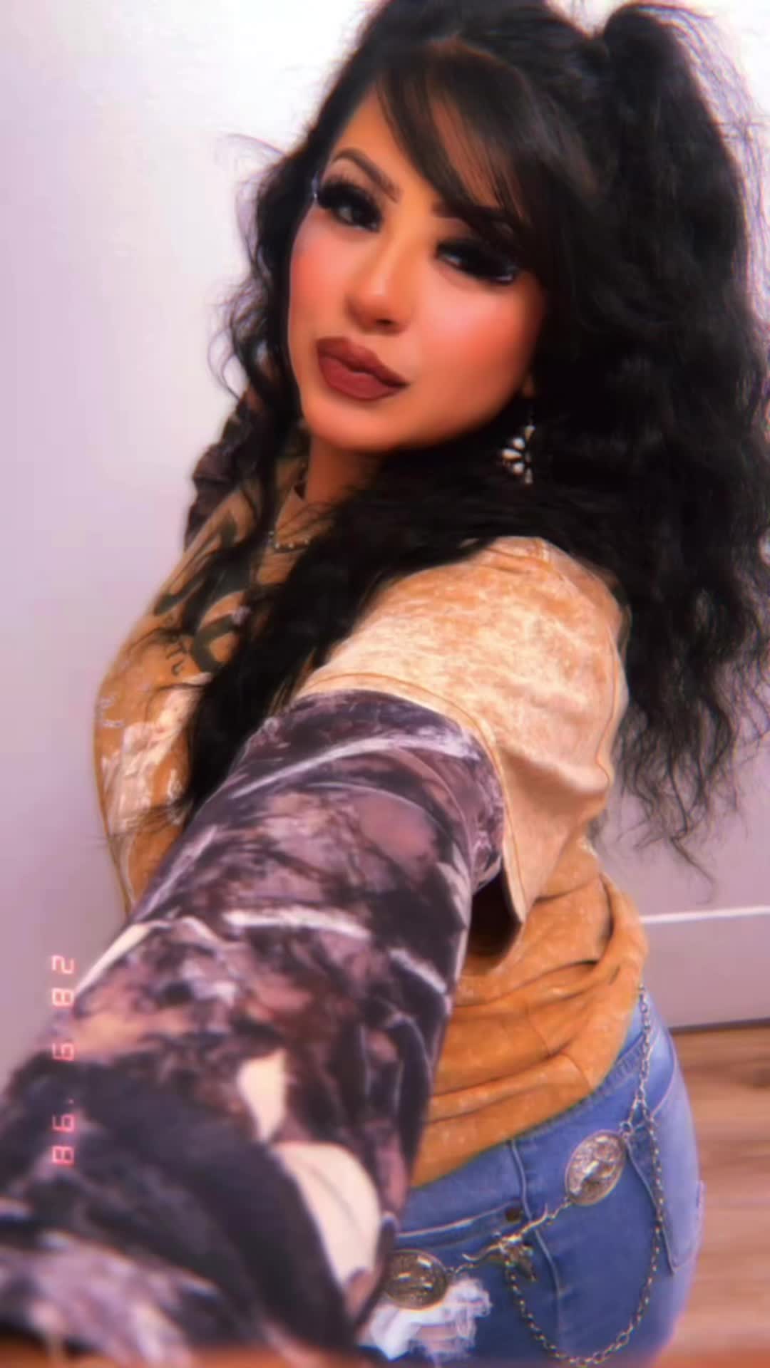 @🖤