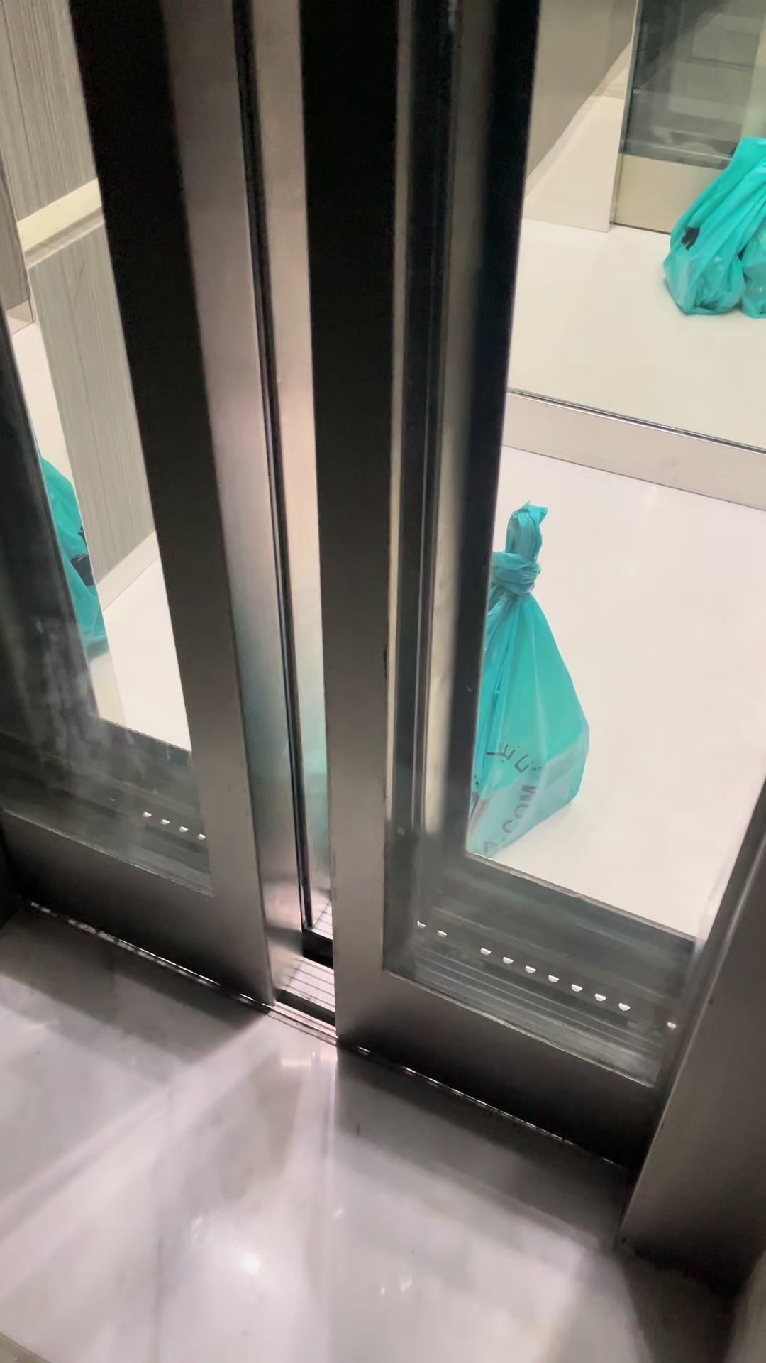 @ᏃᎪᎻᏒᎪ ᎷᏫᎻᎪᎷᎷᎬᎠ🇸🇦🇺🇸