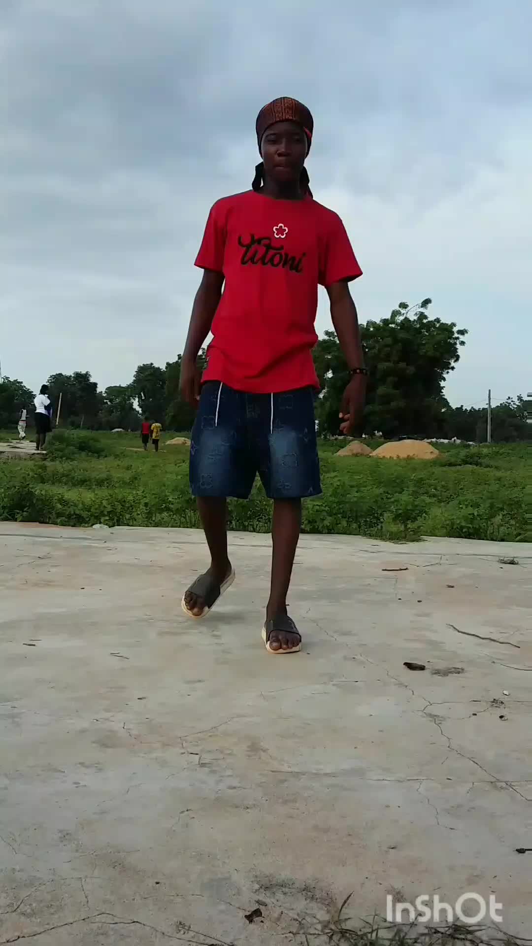 @Str&euml;&egrave;t D&atilde;&ntilde;&ccedil;&euml;r 00&sup1;